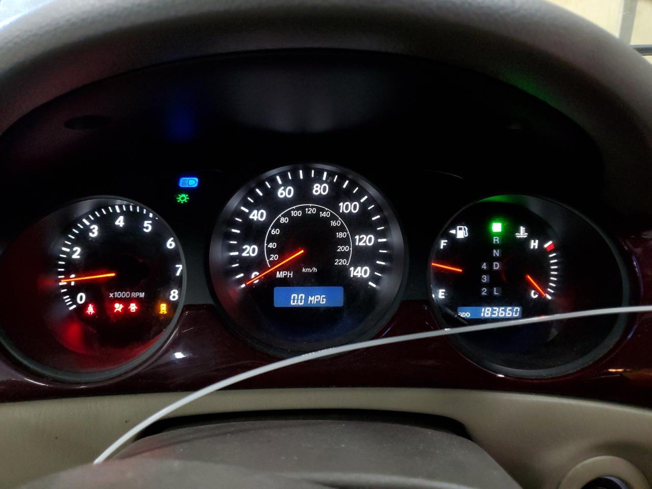 2004 Lexus ES - Image 9