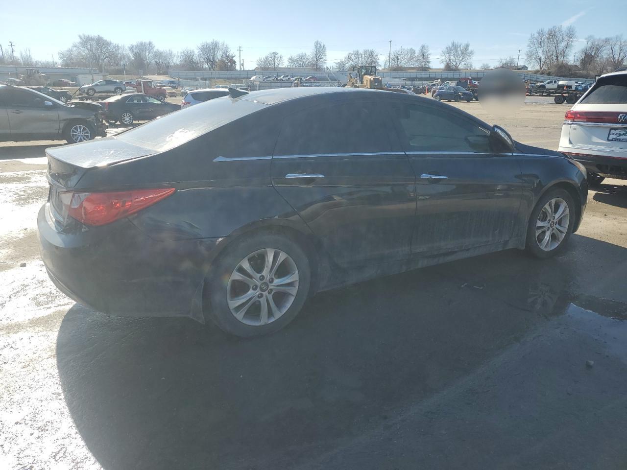 2013 Hyundai Sonata - Image 3