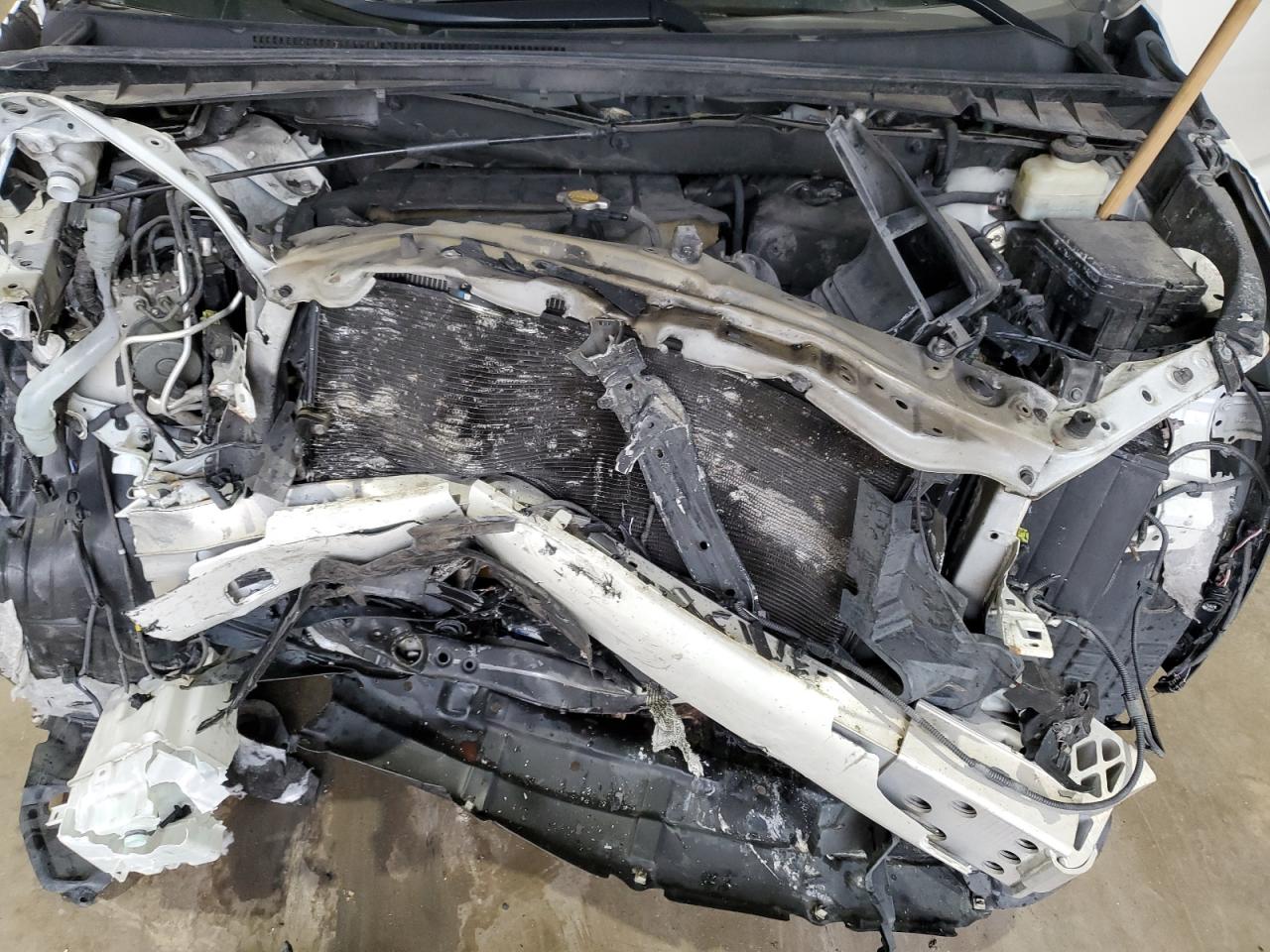 2015 Toyota Highlander - Image 13