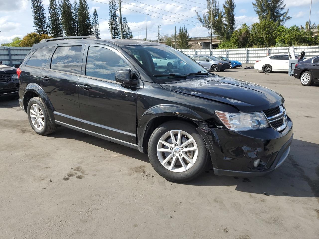 2014 Dodge Journey - Image 4