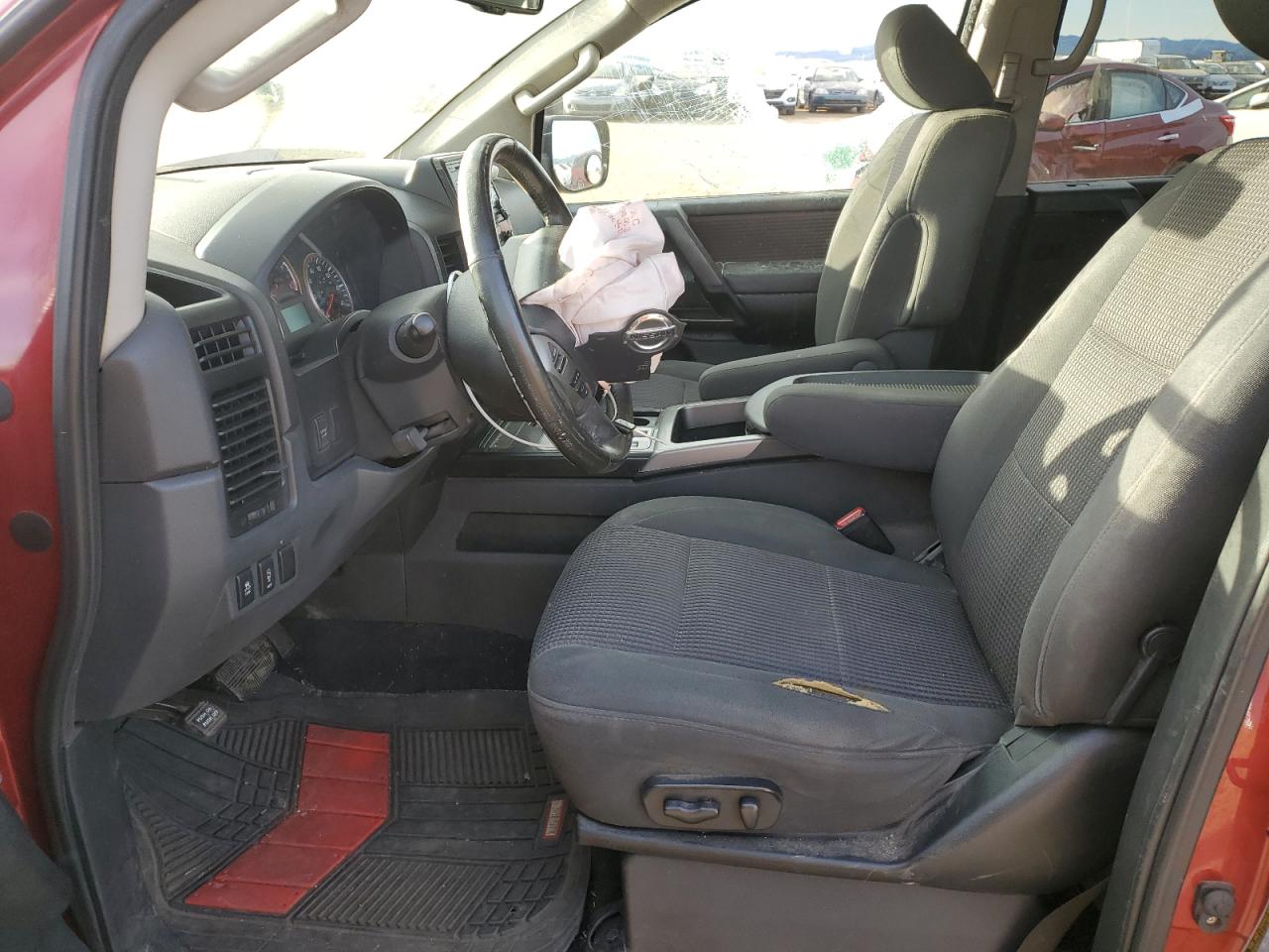 2013 Nissan Titan - Image 7