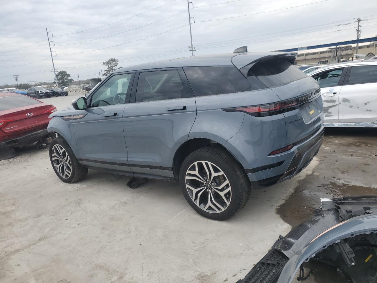 2023 Land Rover Range Rover - Image 2