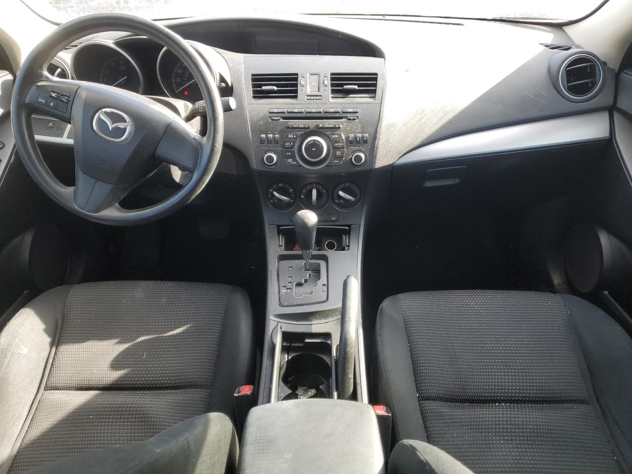 2012 Mazda 3 - Image 8