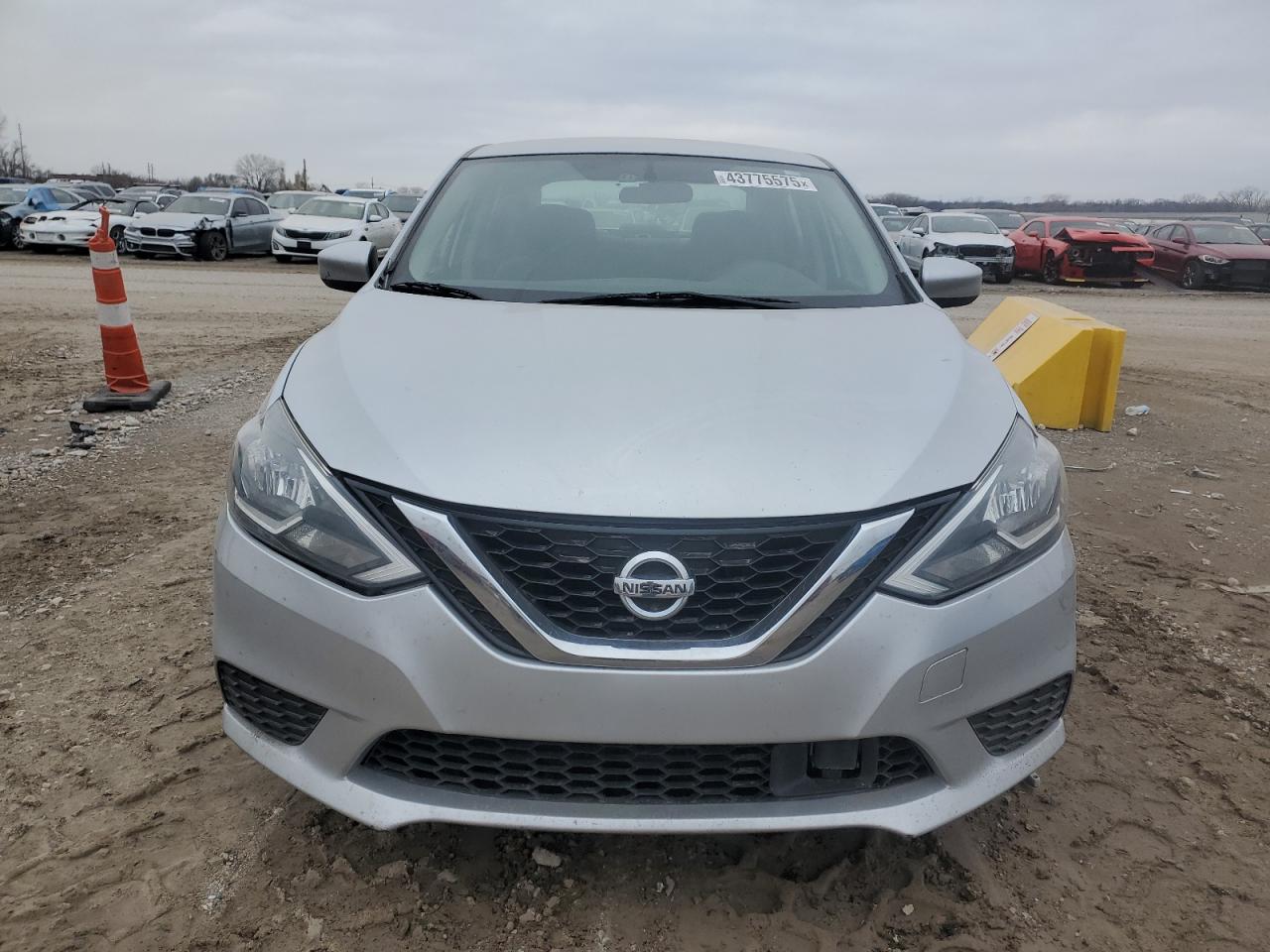 2018 Nissan Sentra - Image 5