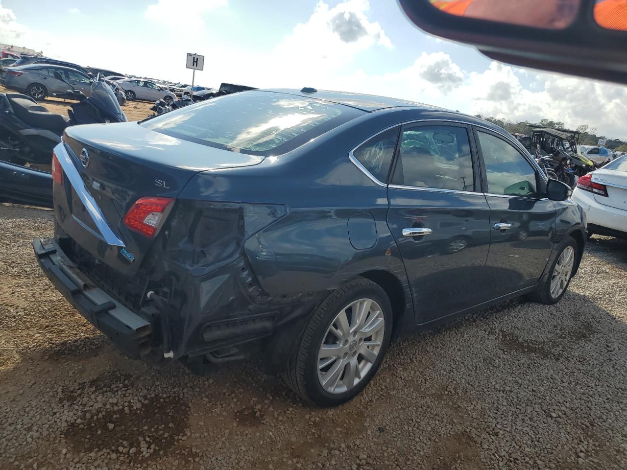 2013 Nissan Sentra - Image 3