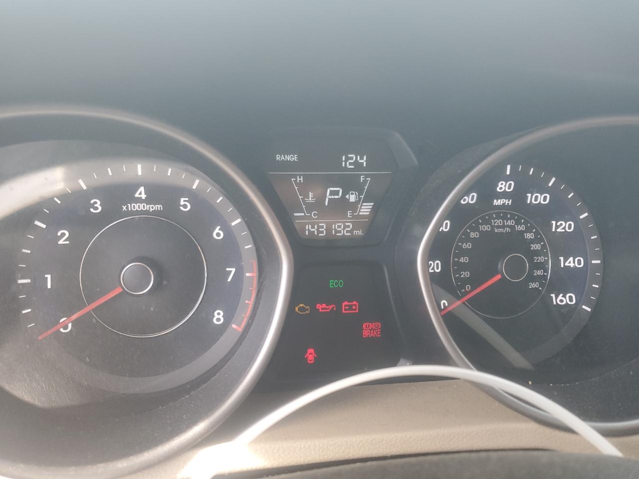 2015 Hyundai Elantra - Image 9
