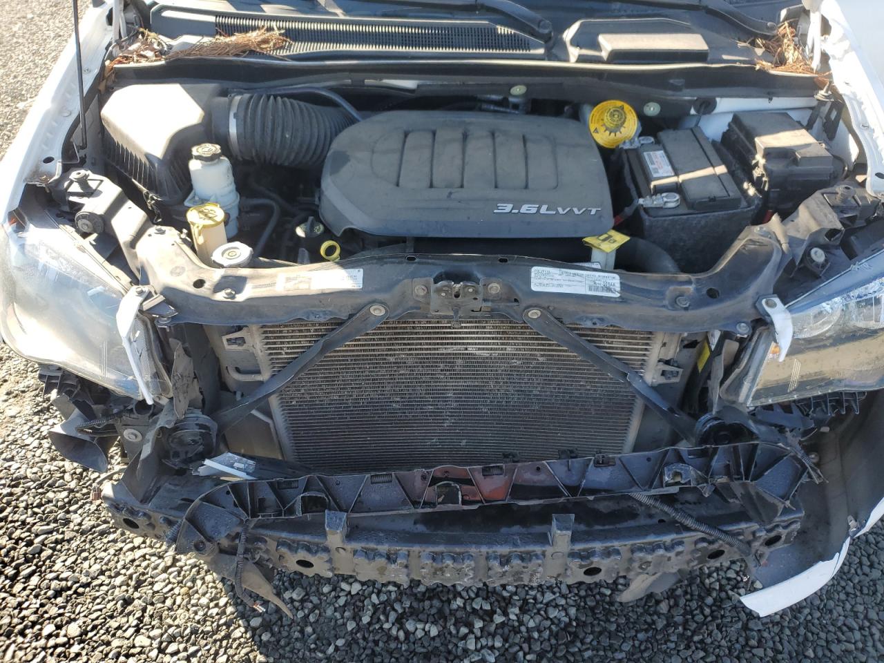 2016 Dodge Caravan - Image 13
