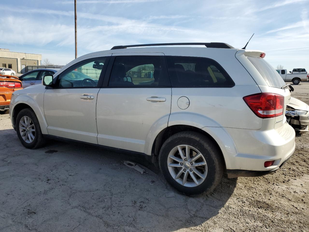 2014 Dodge Journey - Image 2