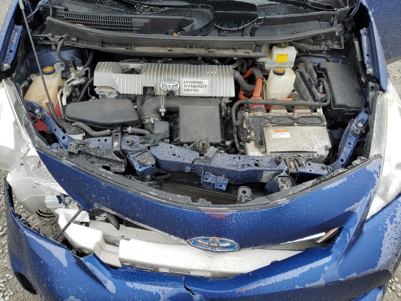 2012 Toyota Prius - Image 12
