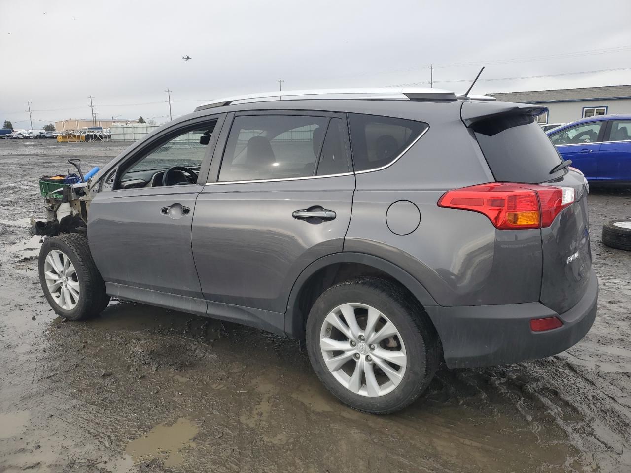 2013 Toyota RAV 4 - Image 2