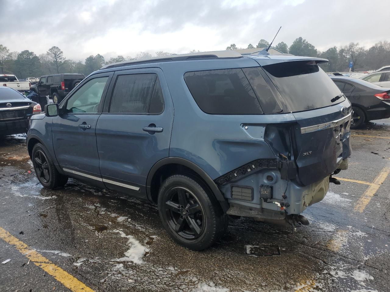 2019 Ford Explorer - Image 2