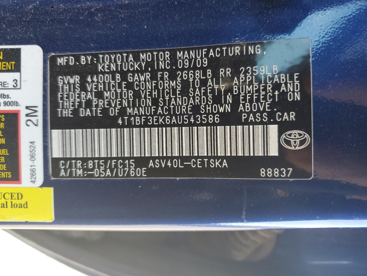 2010 Toyota Camry - Image 12