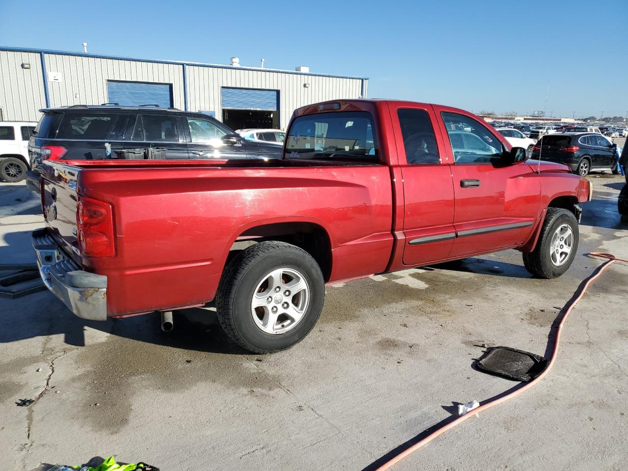 2006 Dodge Dakota - Image 3
