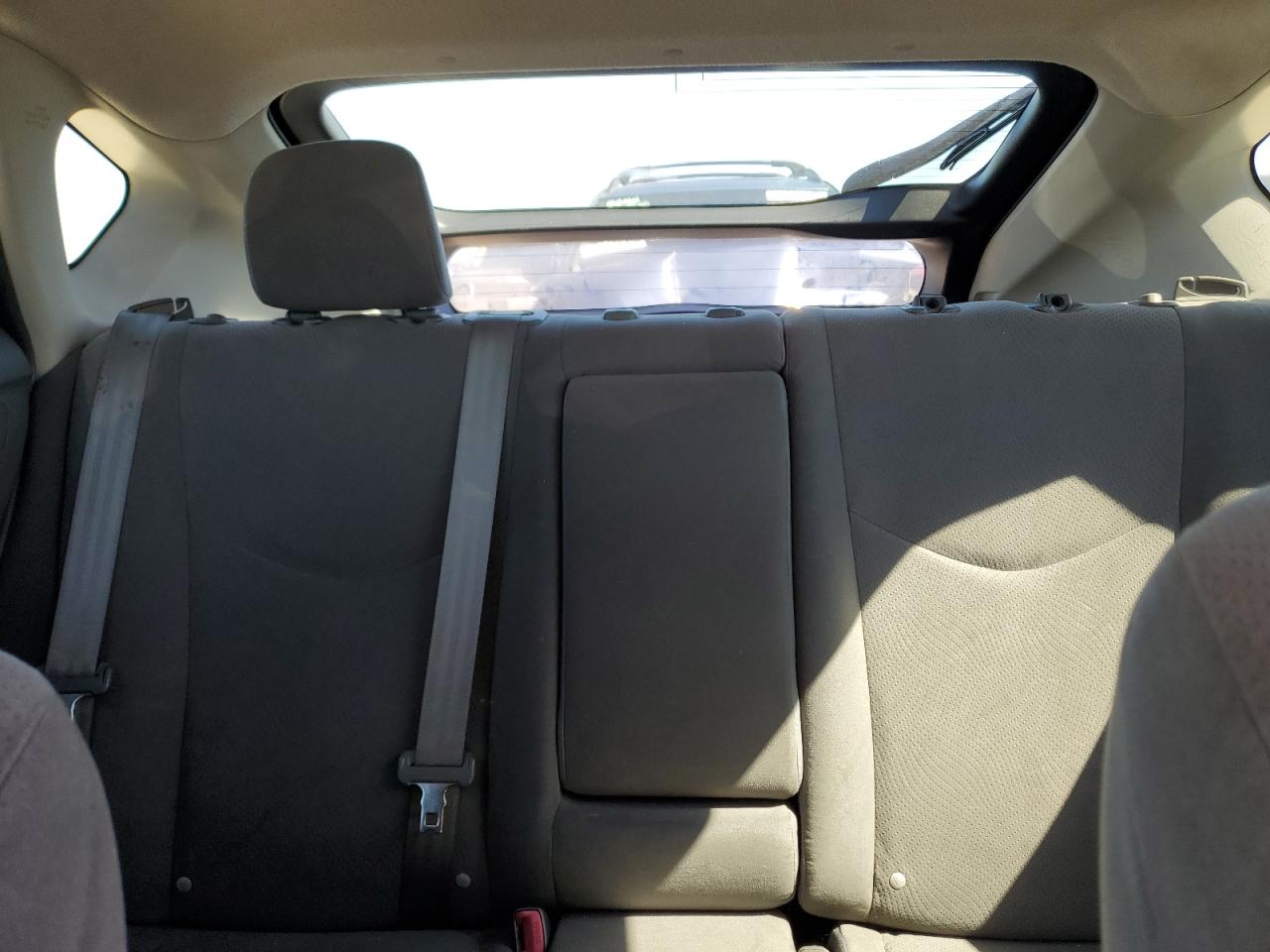 2011 Toyota Prius - Image 10