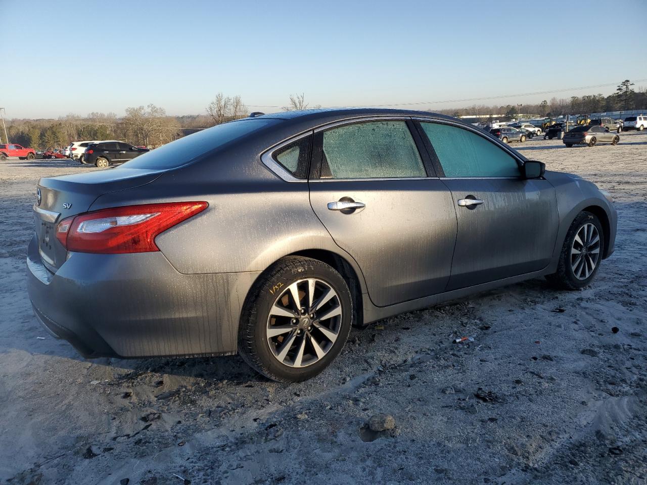 2017 Nissan Altima - Image 3