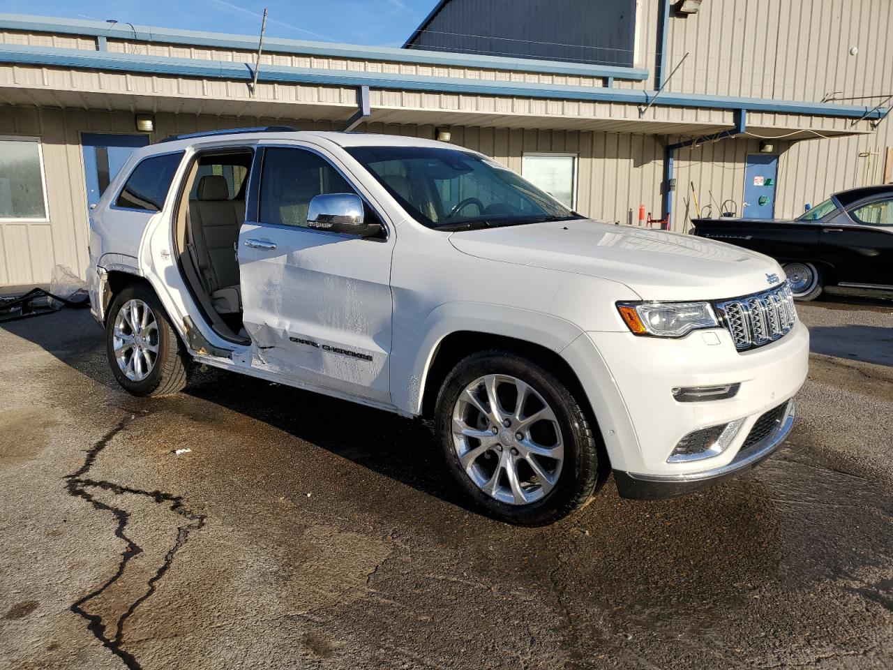 2020 Jeep Grand Cherokee - Image 4
