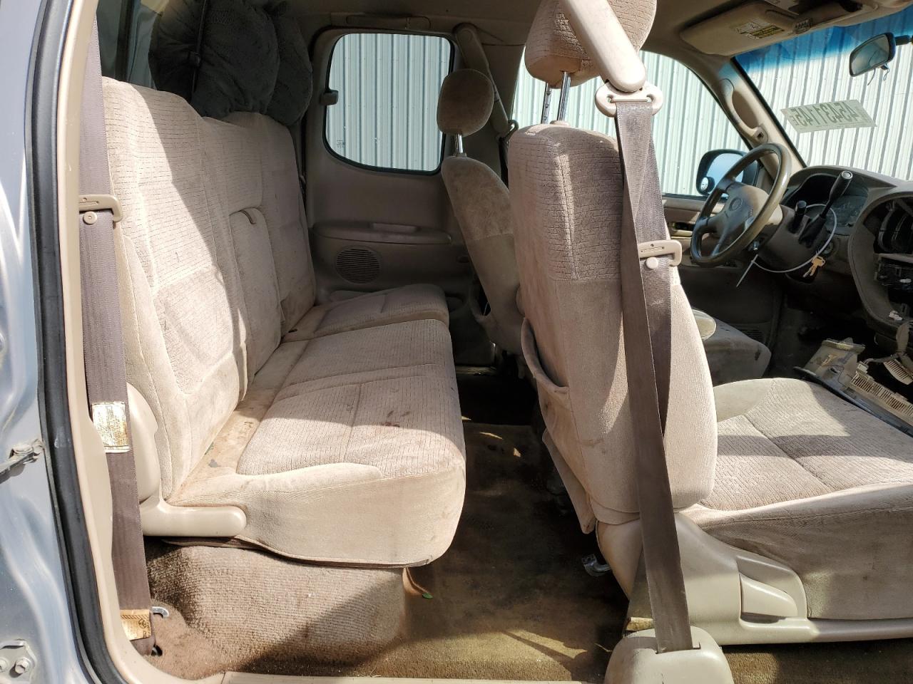 2002 Toyota Tundra - Image 10