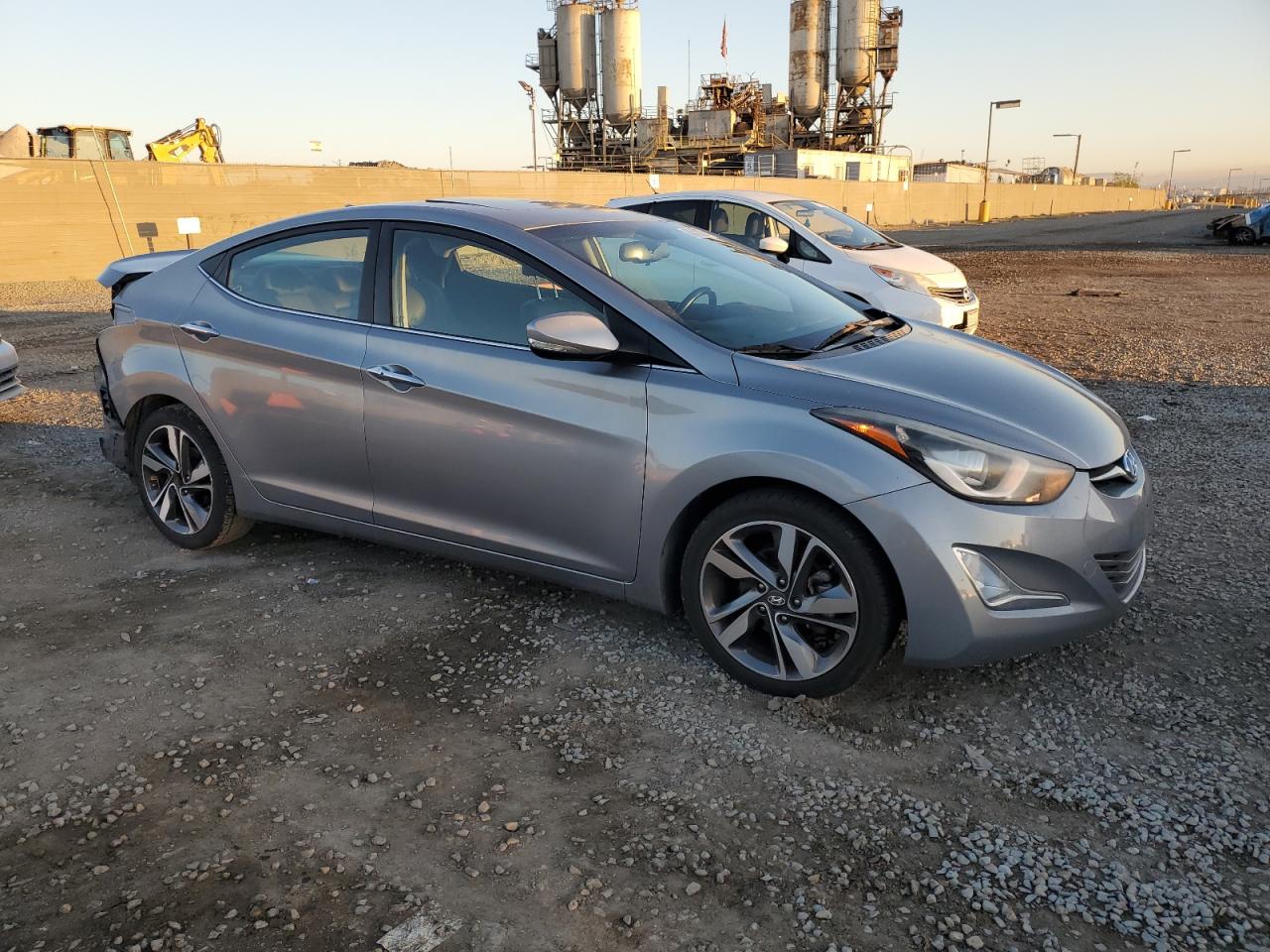 2014 Hyundai Elantra - Image 4