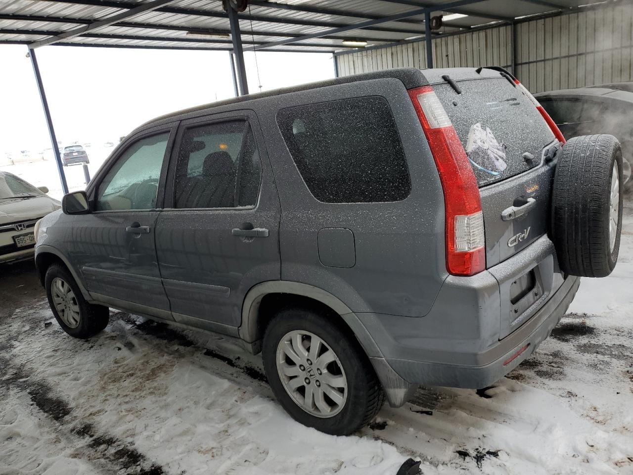 2005 Honda CR-V - Image 2