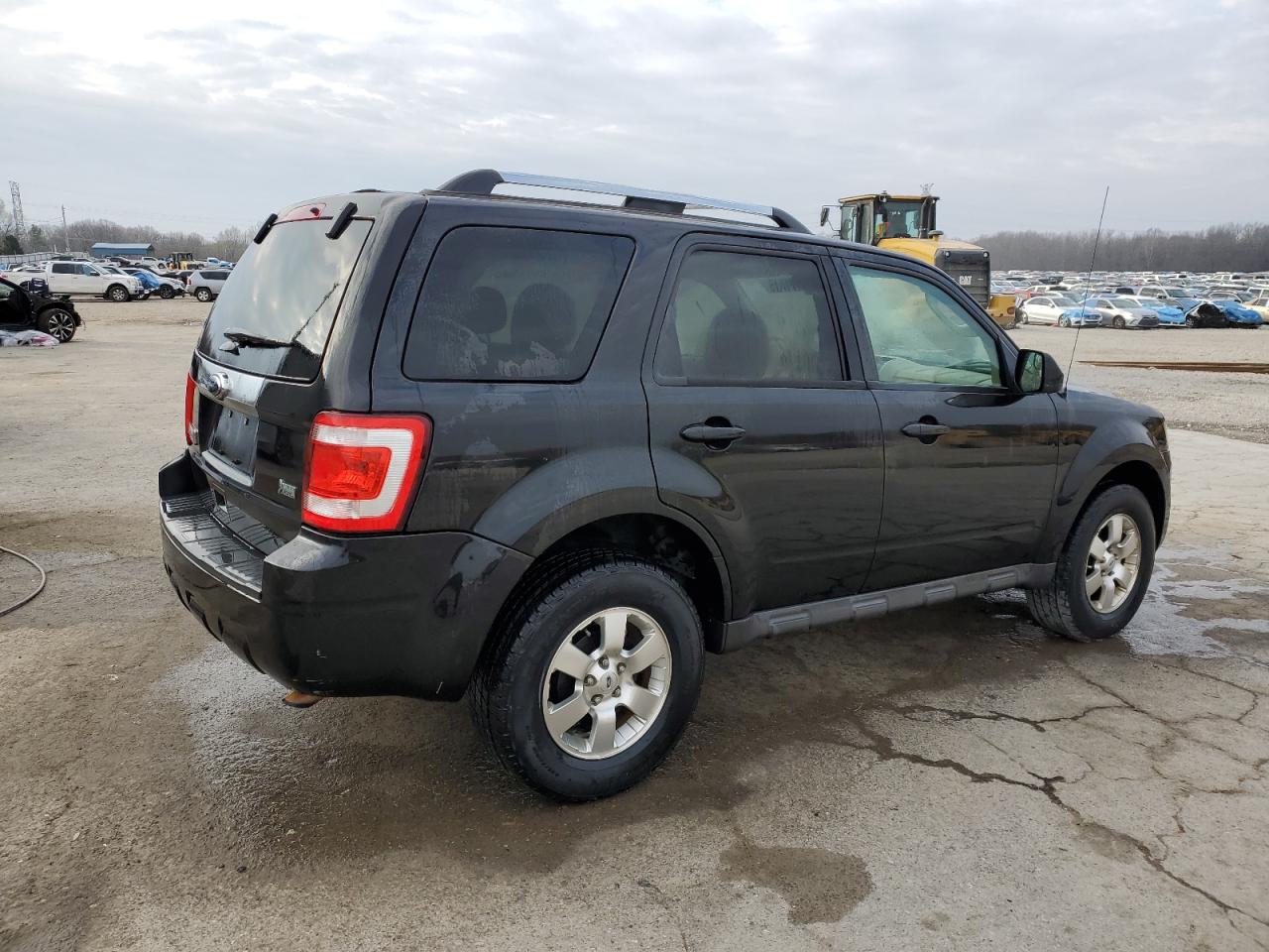 2011 Ford Escape - Image 3