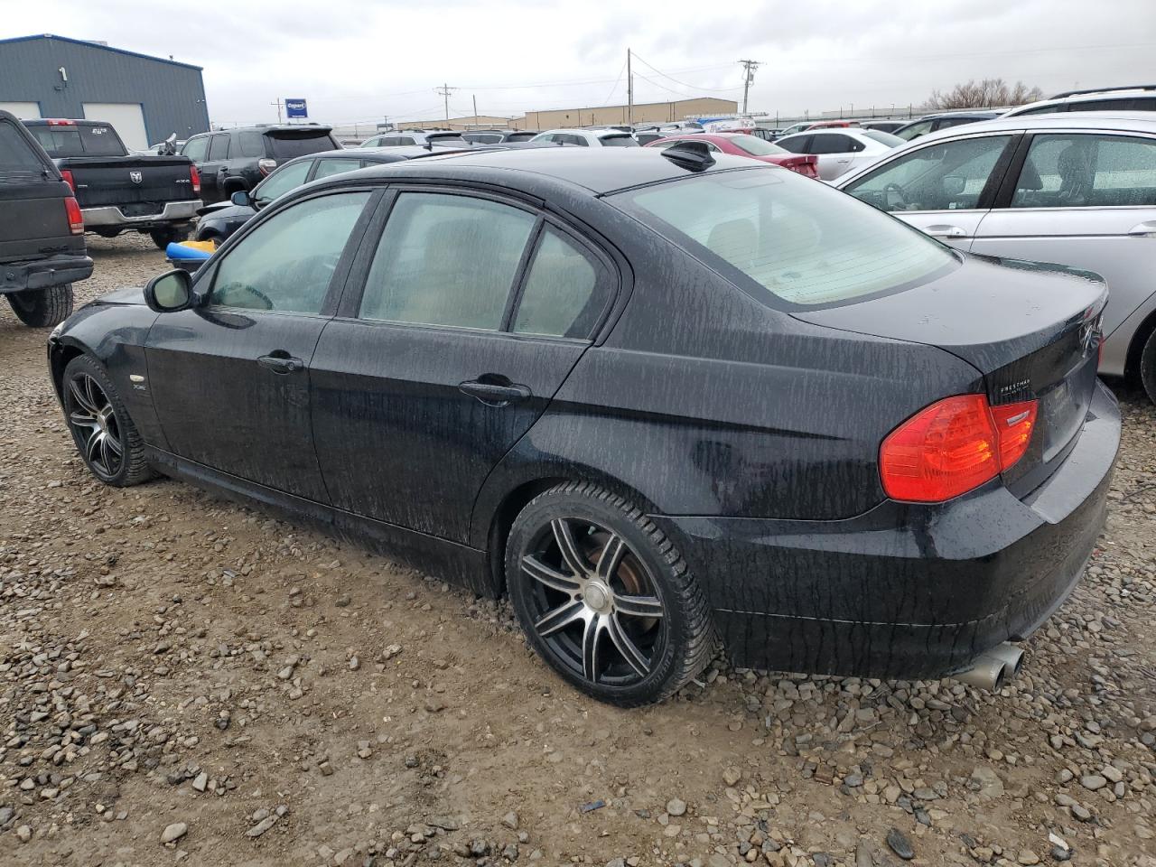 2011 BMW 3er - Image 2