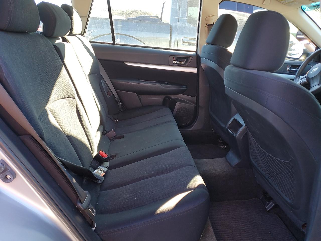 2013 Subaru Outback - Image 11