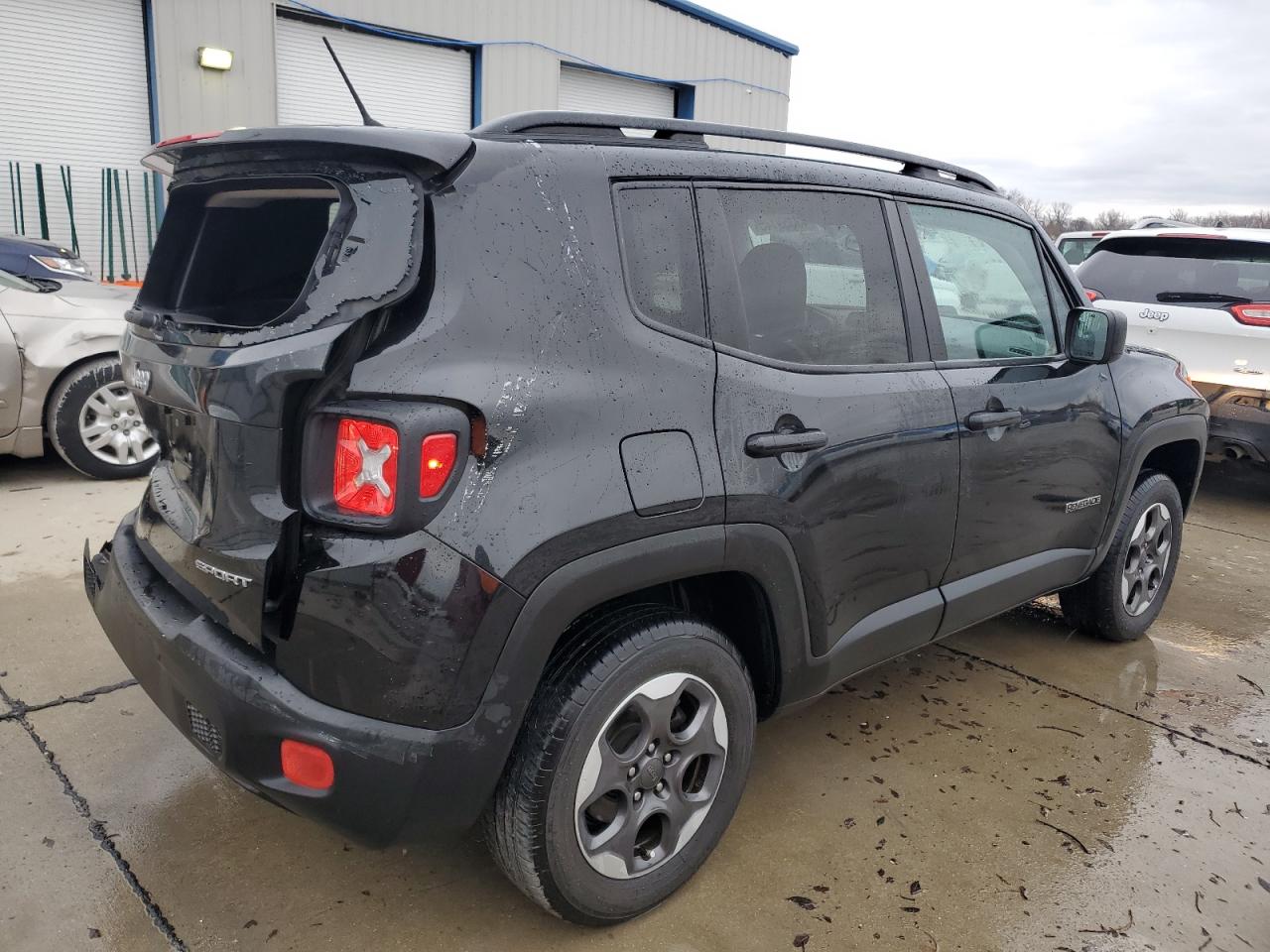 2017 Jeep Renegade - Image 3