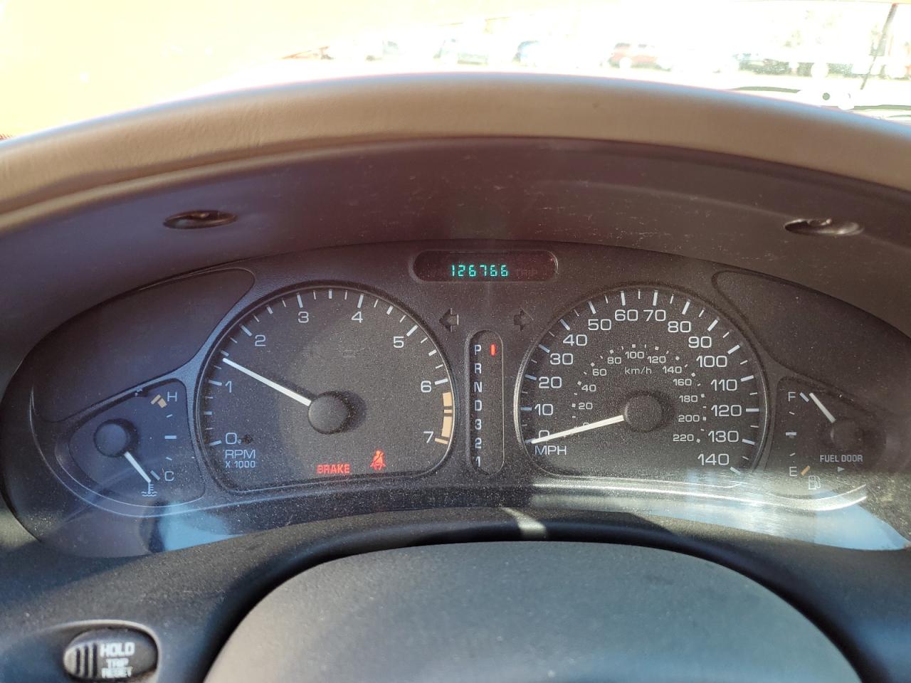 2002 Oldsmobile Alero - Image 9