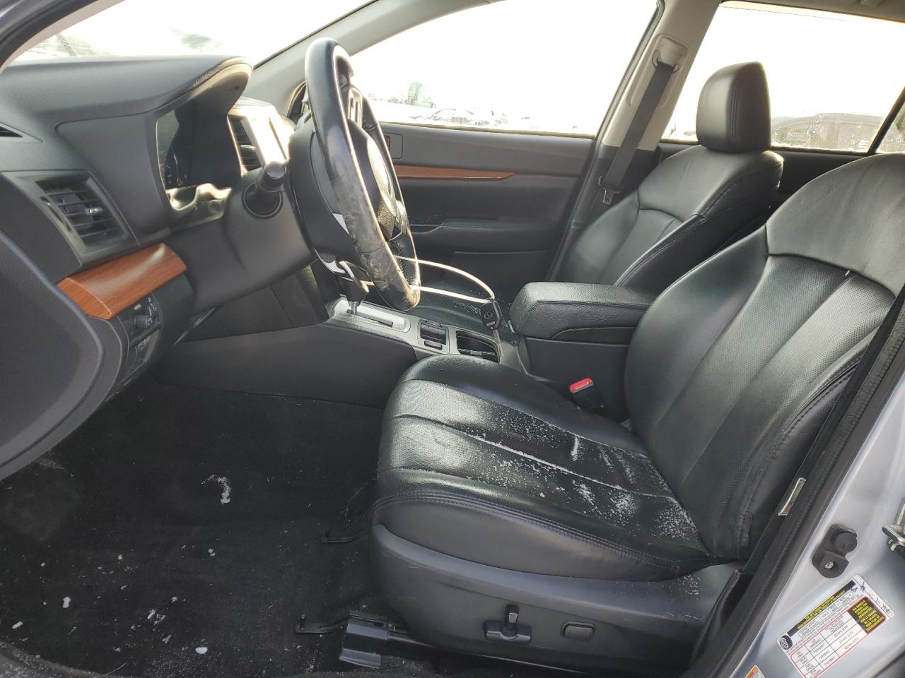 2014 Subaru Outback - Image 7