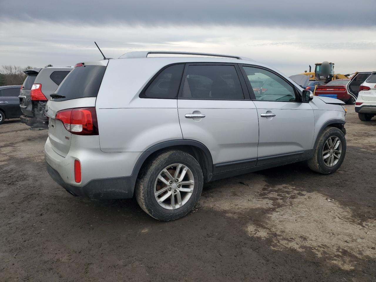 2014 Kia Sorento - Image 3