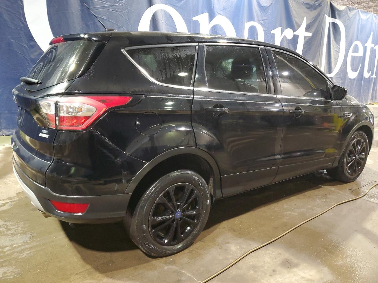 2017 Ford Escape - Image 3
