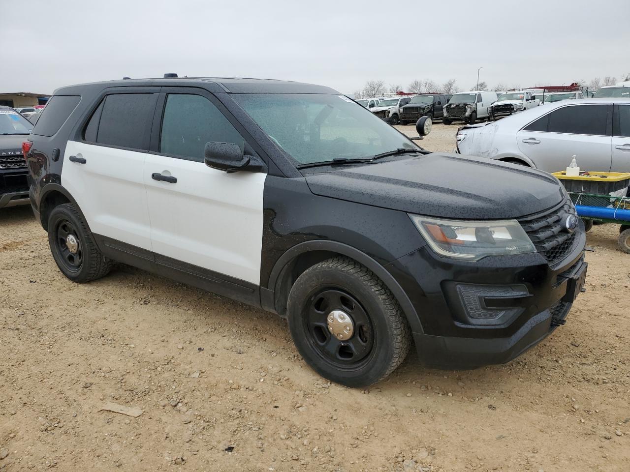 2016 Ford Explorer - Image 4
