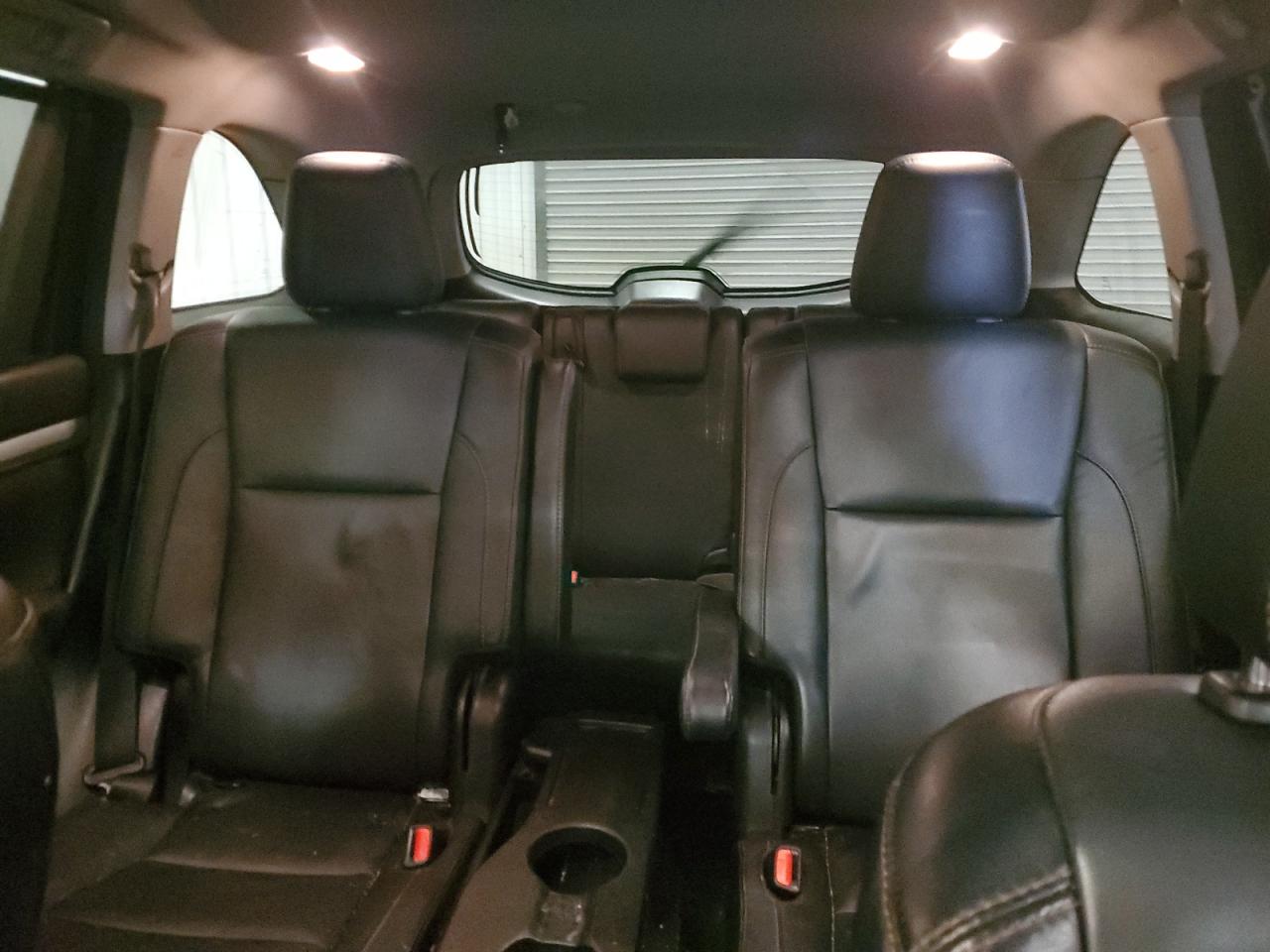 2018 Toyota Highlander - Image 10