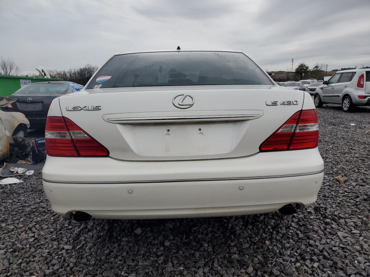 2004 Lexus LS - Image 6