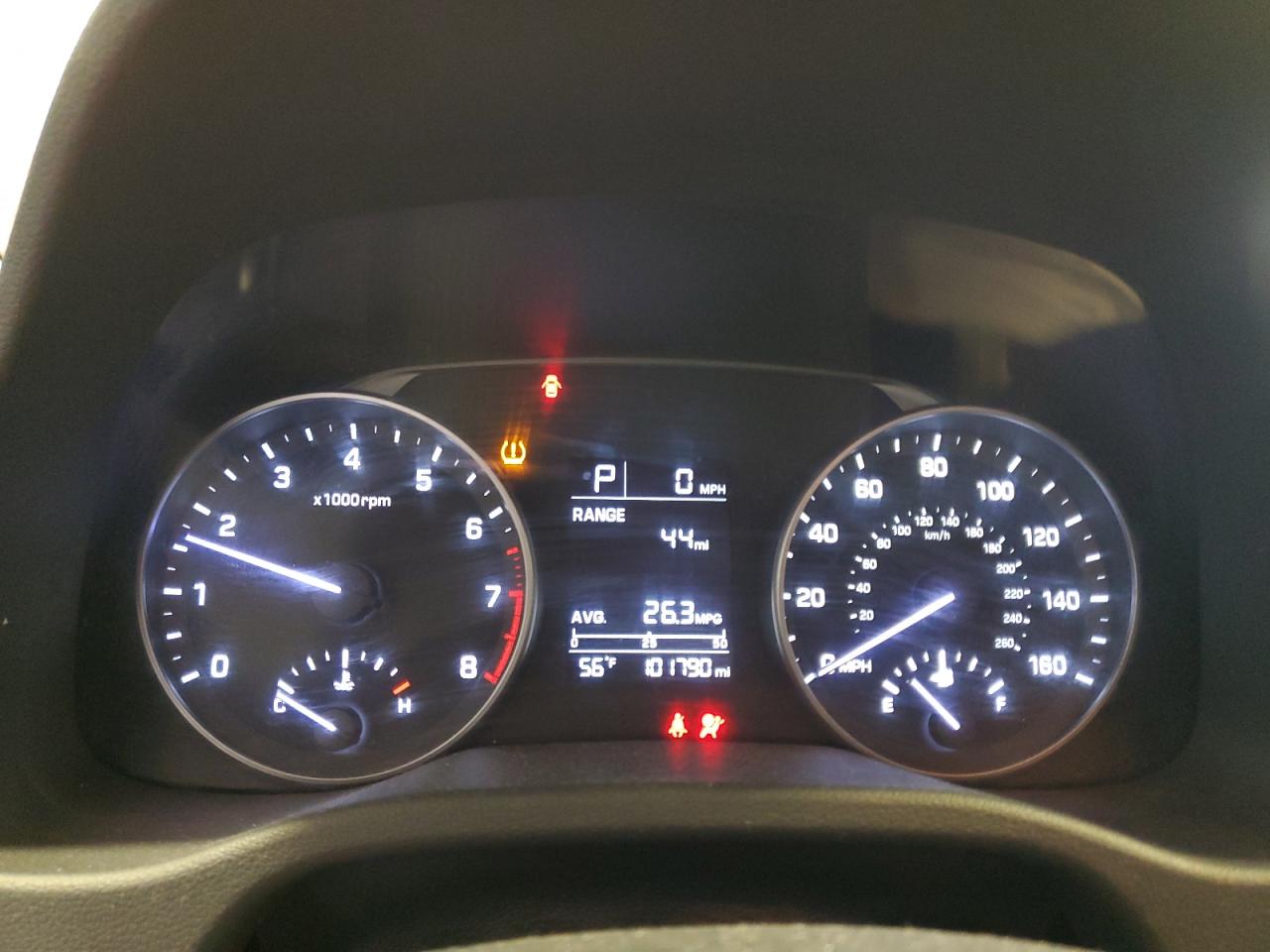 2017 Hyundai Elantra - Image 9