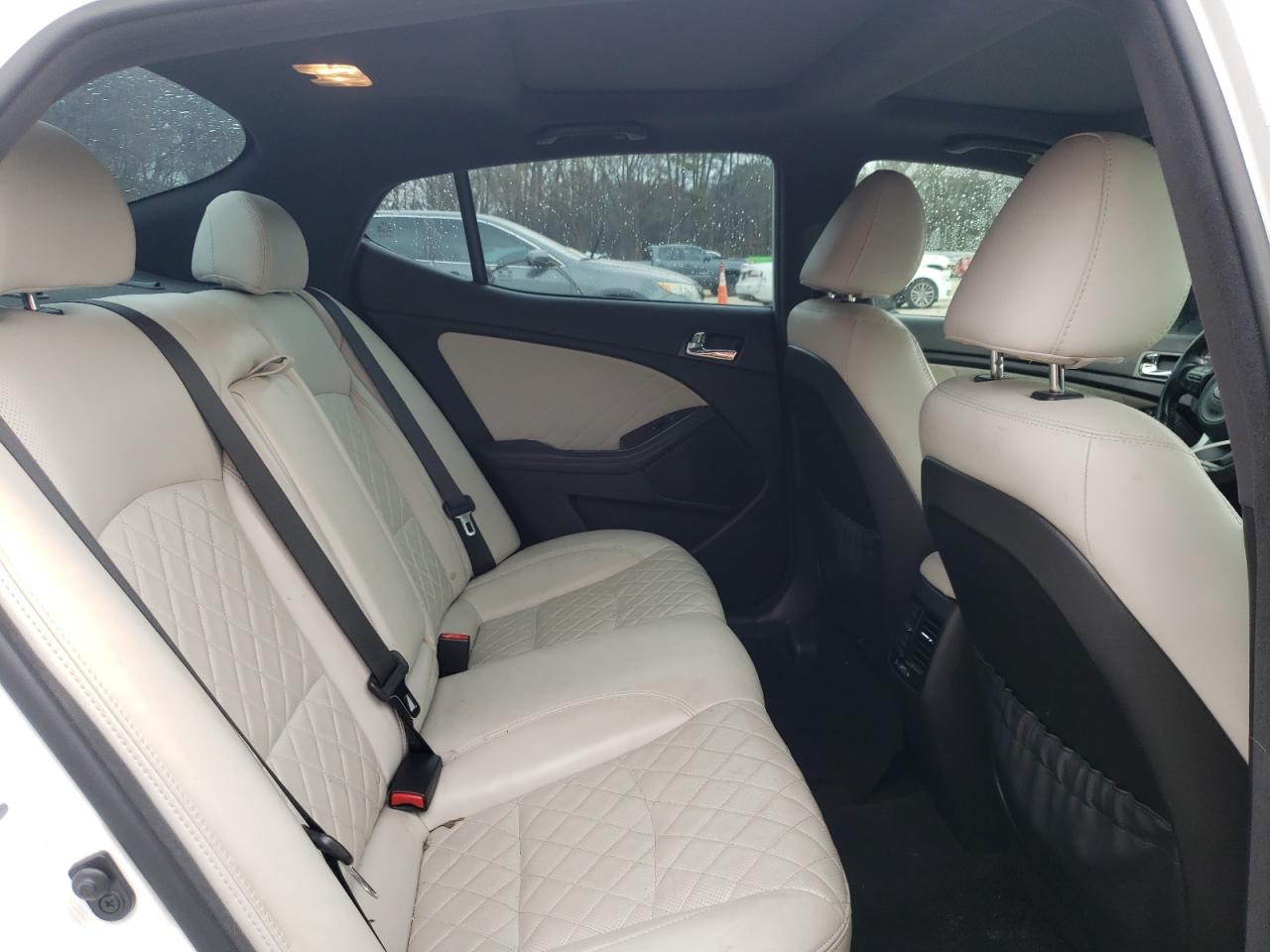 2015 Kia Optima - Image 10