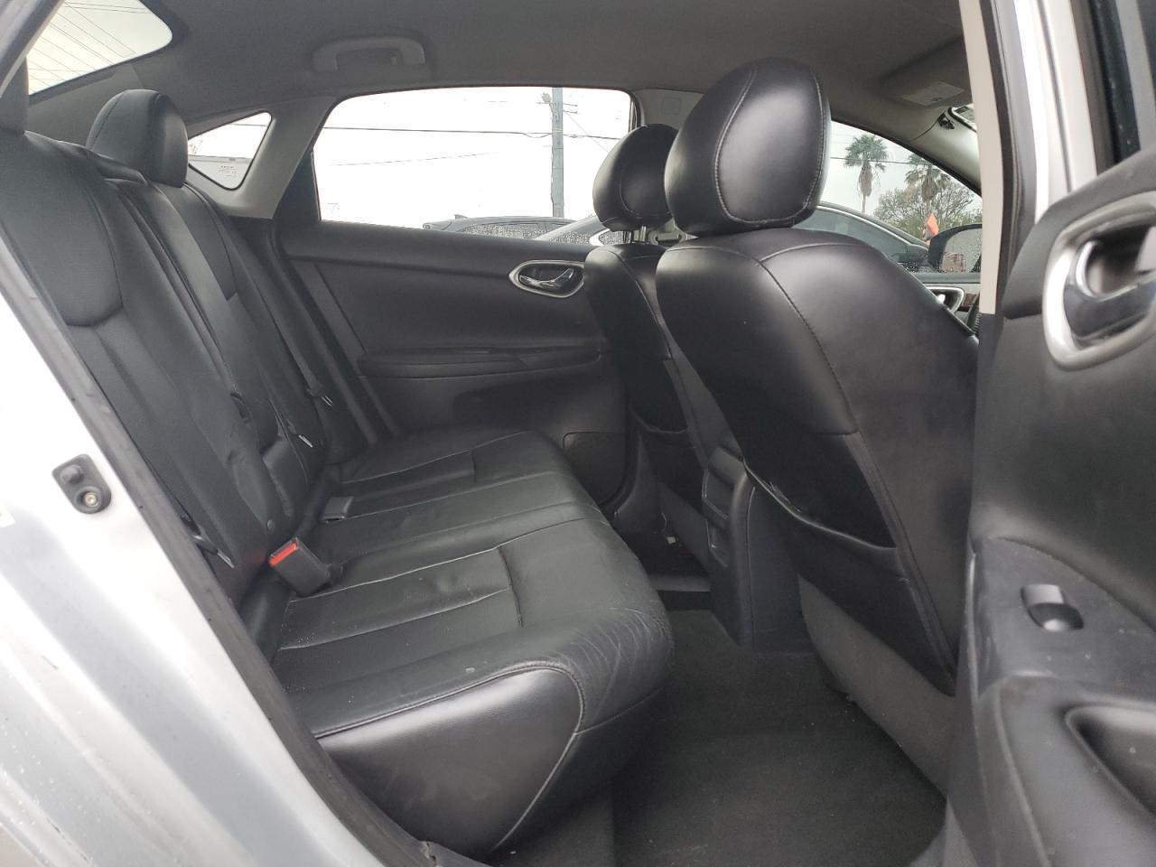 2013 Nissan Sentra - Image 10