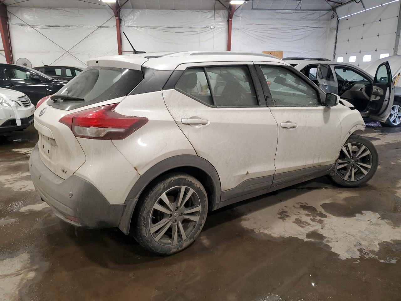 2020 Nissan Kicks - Image 3