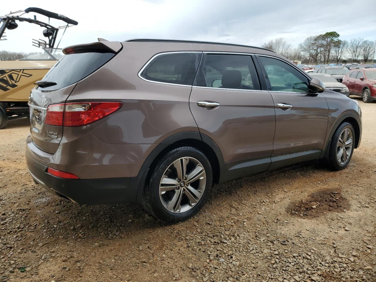 2015 Hyundai Santa Fe - Image 3