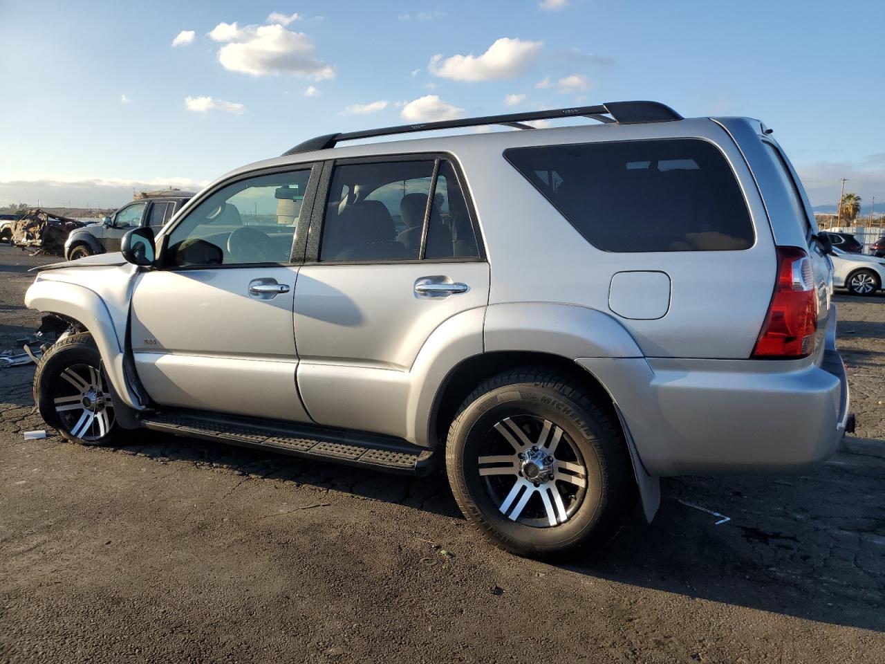 2007 Toyota 4Runner - Image 2