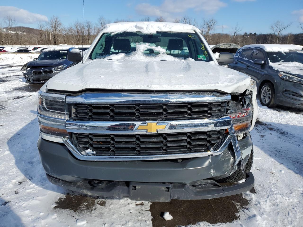 2016 Chevrolet Silverado - Image 5