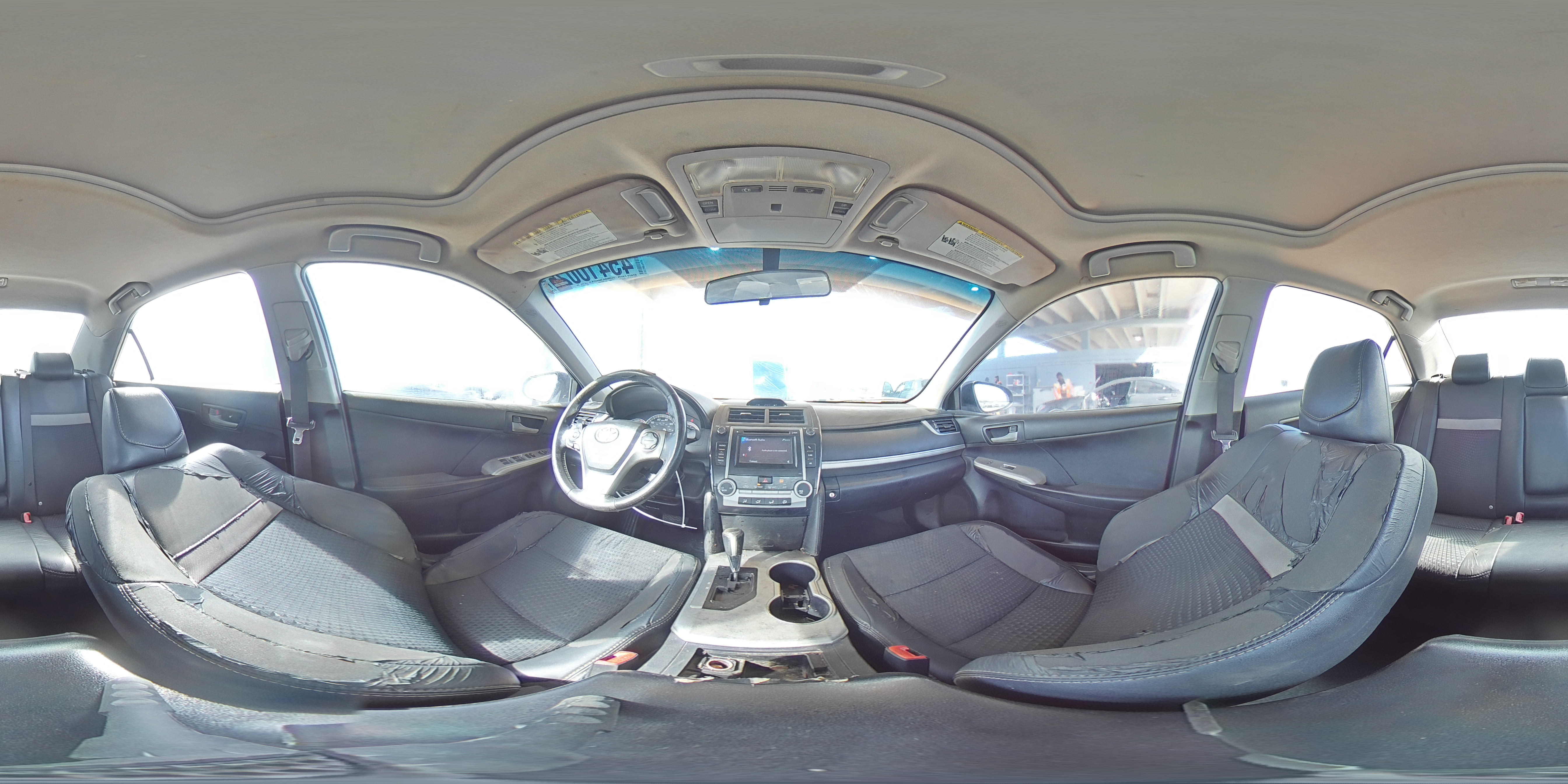 2012 Toyota Camry - Image 14