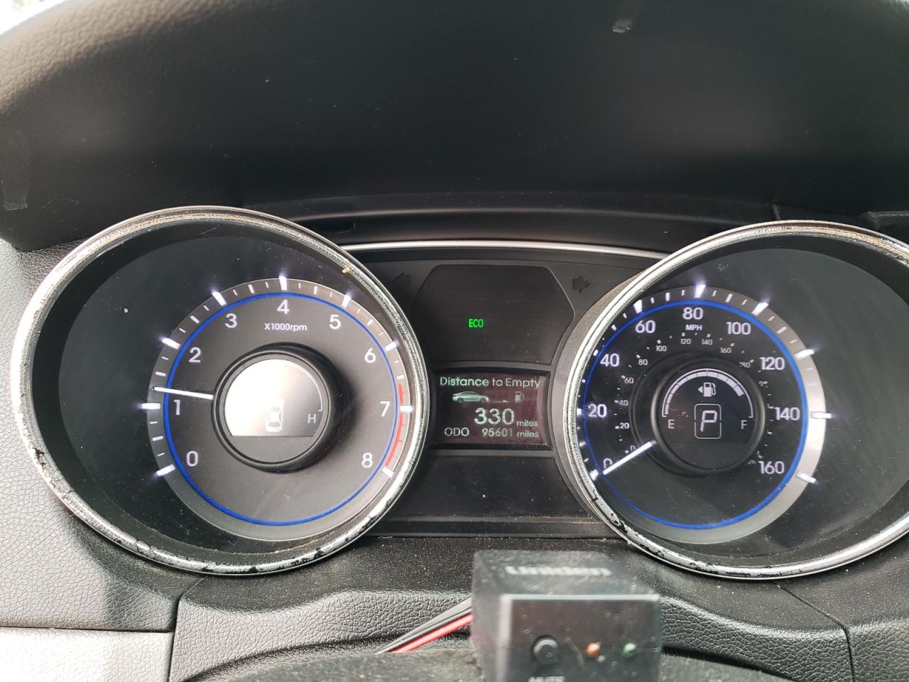 2014 Hyundai Sonata - Image 9