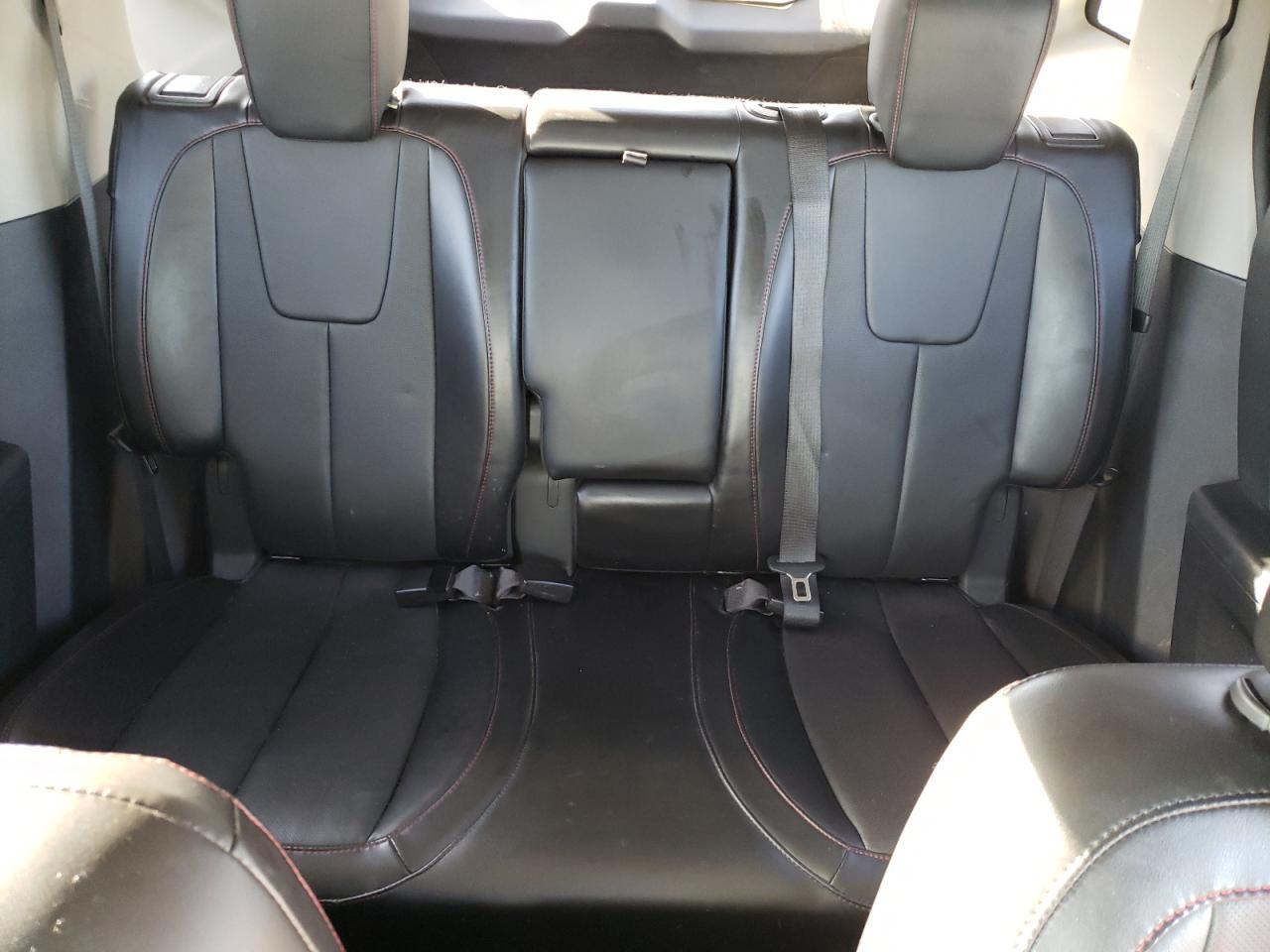 2015 GMC Terrain - Image 10