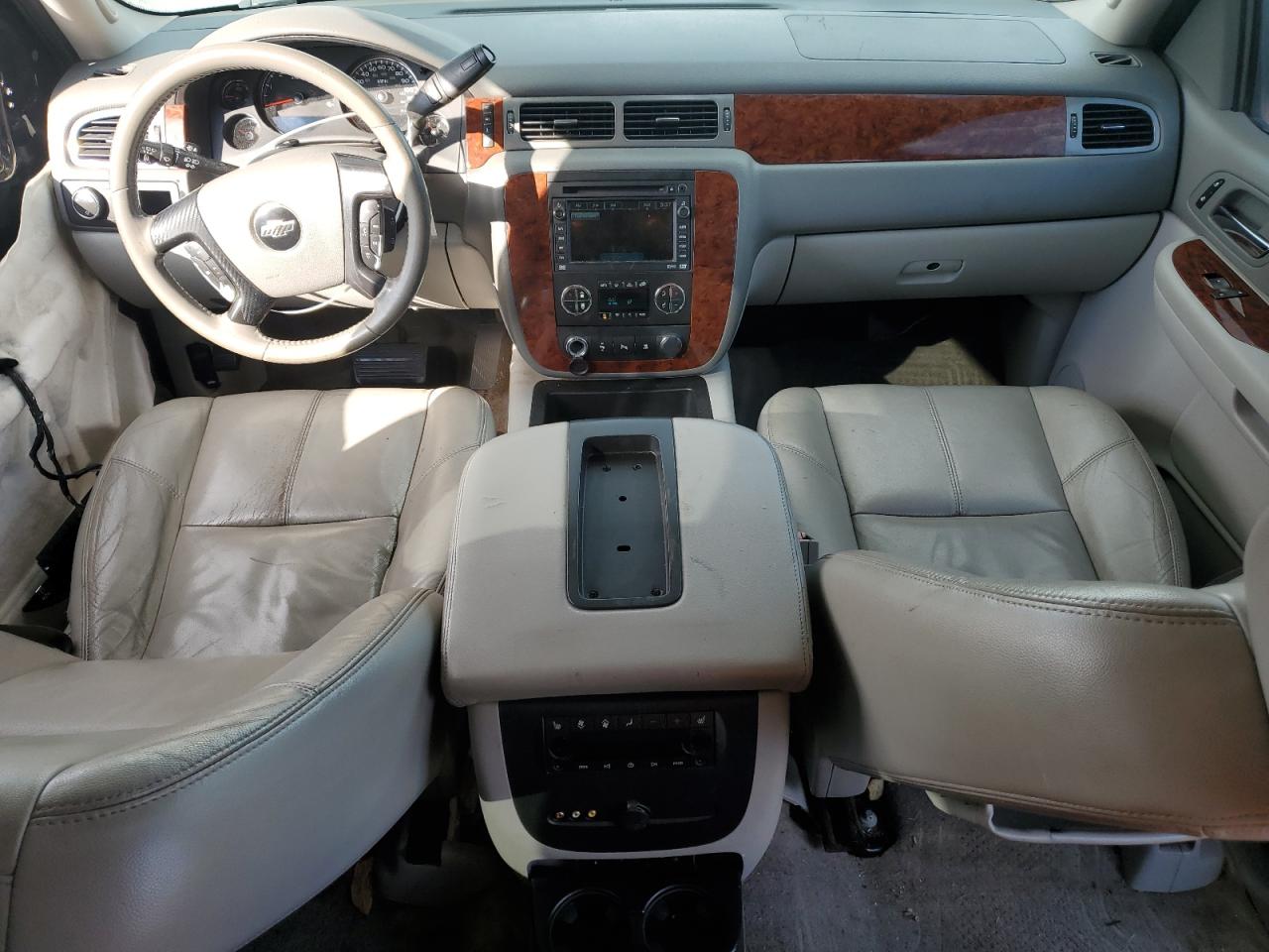 2009 Chevrolet Tahoe - Image 8