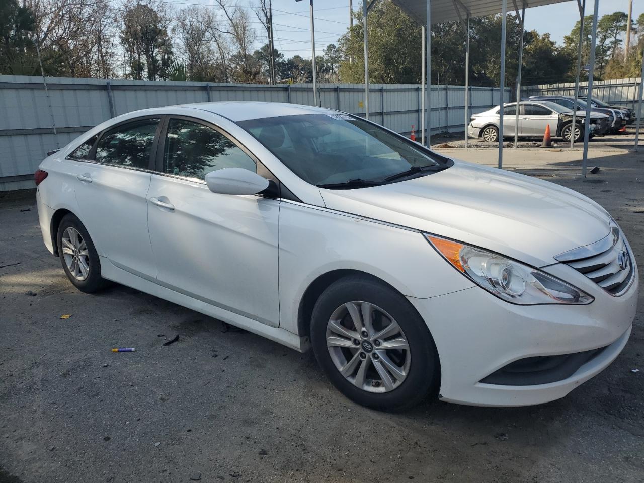 2014 Hyundai Sonata - Image 4