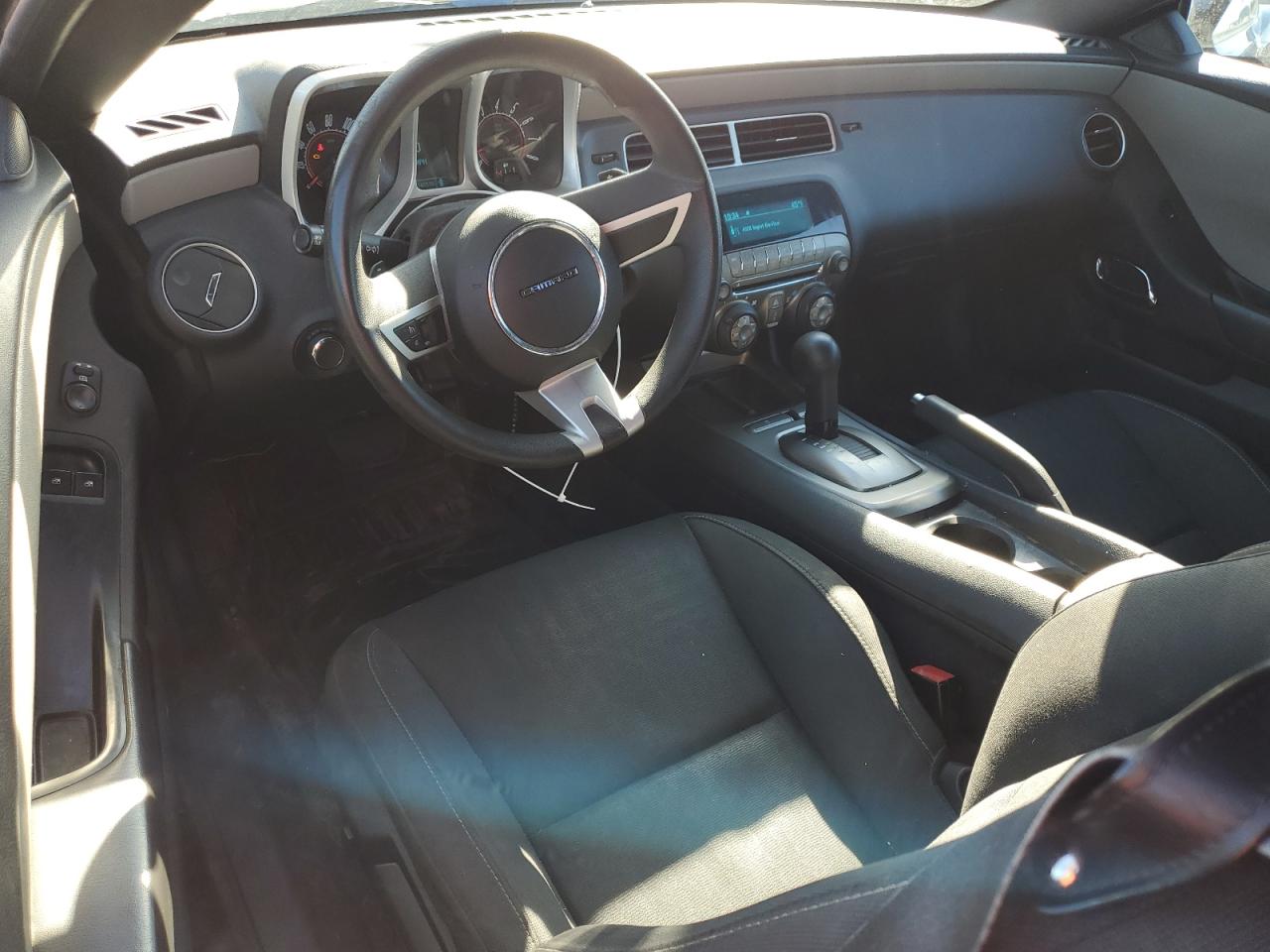 2011 Chevrolet Camaro - Image 8