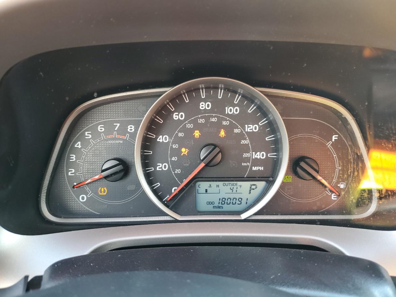 2013 Toyota RAV 4 - Image 9