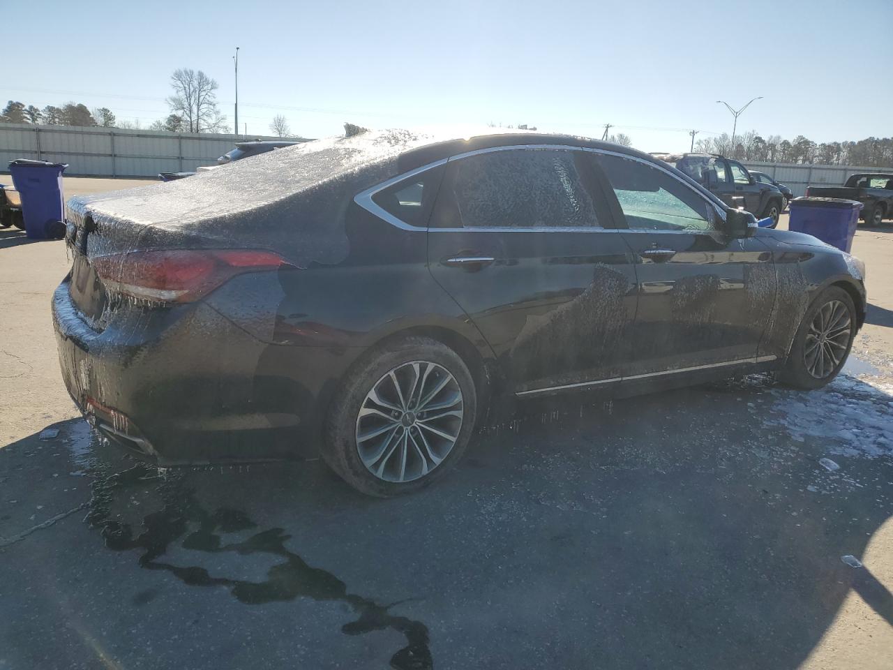 2015 Hyundai Genesis - Image 3