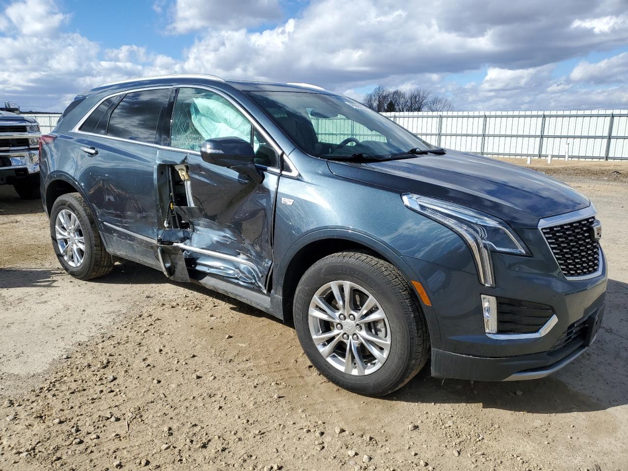 2020 Cadillac XT5 - Image 4